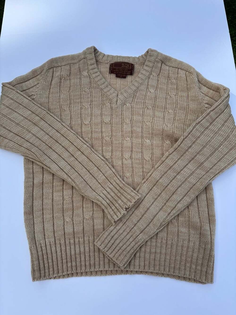 Vintage Alvin Josef Men's Size Medium Tan Cable Knit V-Neck Sweater